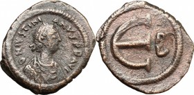 Justinian I (527-565). AE Pentanummium, Antioch mint, 537-557. D/ Bust of Justinian right, diademed, draped. R/ Large Є; to right, B. D.O. 96; Sear 17...