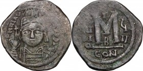 Maurice Tiberius (582-602). AE Follis. Constantinople mint, 2nd officina. Dated RY 8 (589/90). D/ Helmeted and cuirassed bust facing, holding globus c...
