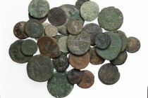 Greek and Roman world. Lot of fourty (40) AE coins to be classified. AE.