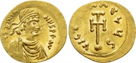 JUSTINIAN II (First reign, 685-695). GOLD Semissis. Constantinople.