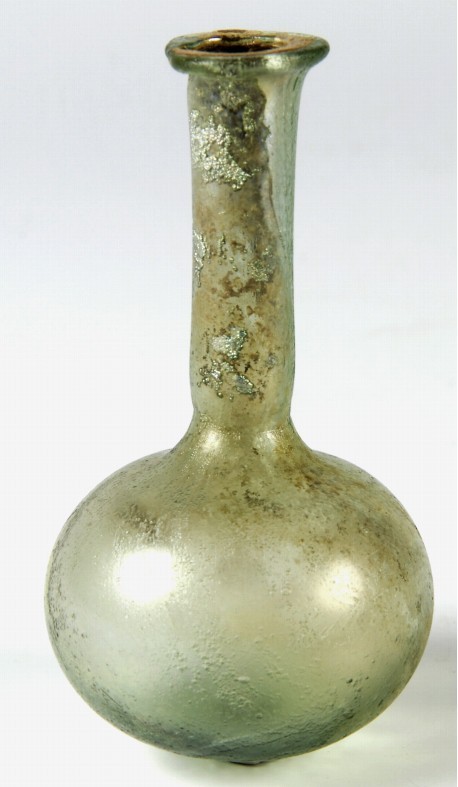 OBJEKTE AUS GLAS UND STEIN. 
GLASFLASCHEN / VASEN. 
Glasvasen, römisch. Balsam...