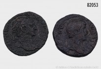 Römische Kaiserzeit, Konv. von zwei Bronzemünzen, bestehend aus: Traian (89-117), As, Rom. Vs. Porträtbüste des Kaisers mit Lorbeekranz nach rechts. R...