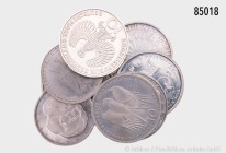 Bundesrepublik Deutschland, Konv. von 19 verschiedenen 10-DM-Silbergedenkmünzen (darunter Robert Koch, Käthe Kollwitz und Olympia 1972). Vorzüglich bi...