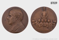 Österreich, Bronzemedaille 1918, von Hujer, auf den Tod des Schriftstellers Peter Rosegger. 95,62 g; 60 mm. Vorzüglich.