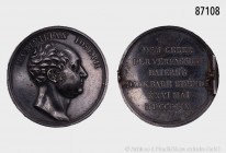 Bayern, Maximilian I. Joseph (1806-1825), Silbermedaille (von J. Losch), auf den ersten Jahrestag der Verfassung. 44,82 g; 48 mm. Witt. 251; Hauser 11...