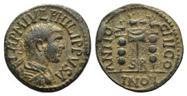 Philip I (244-249). Pisidia, Antioch. Æ (26mm, 8.66, 1h). Radiate, draped and cuirassed bust r. R/ Vexxillum between two standards, all surmounted by ...