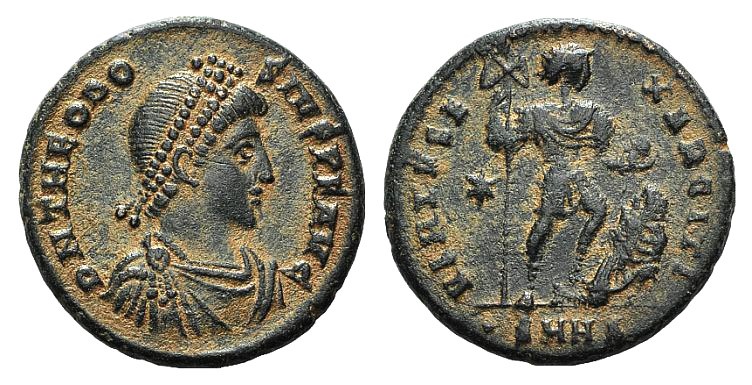 Theodosius I (379-395). Æ (22mm, 5.72g, 11h). Heraclea, 383-8. Pearl-diademed, d...