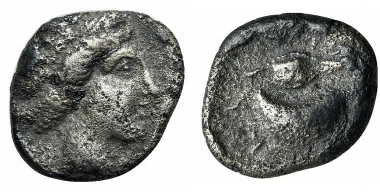 Southern Campania, Cumae, c. 420-385 BC. AR Didrachm (19mm, 6.47g, 5h). Female h...