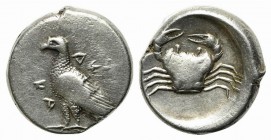 Sicily, Akragas, c. 480/478-470 BC. AR Didrachm (20mm, 8.48g, 9h). Eagle standing l. R/ Crab; barley grain below; all within shallow incuse circle. We...