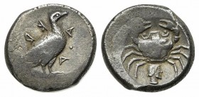 Sicily, Akragas, c. 480/478-470 BC. AR Didrachm (20mm, 8.46g, 6h). Eagle standing r. R/ Crab; below, head r.; all within shallow incuse circle. Wester...
