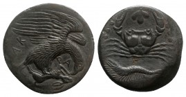 Sicily, Akragas, c. 425-406 BC. Æ Hemilitron (30mm, 18.38g, 11h). Eagle standing r. on hare, head lowered. R/ Crab; leaf above, crayfish below, six pe...