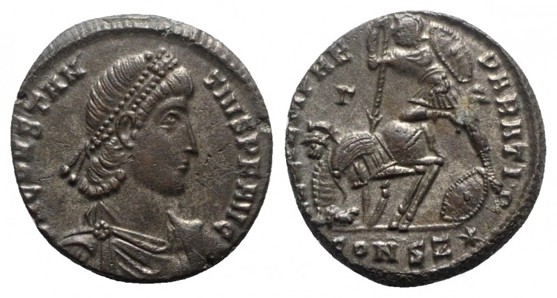 Constantius II (337-361). Æ (22mm, 4.90g, 6h). Constantinople, 351-5. Pearl-diad...