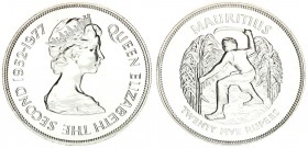Mauritius 25 Rupees 1977 Queen's Silver Jubilee. Averse: Young bust right. Reverse: Man harvesting sugar cane. Silver. KM 43