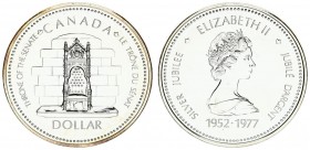 Canada 1 Dollar 1977 Silver Jubilee (1952-1977). Averse: Young bust right. Reverse: Throne denomination below. Silver. KM 118
