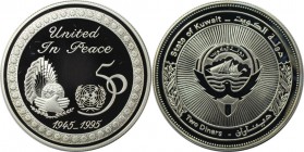 2 Dollars 1995 
Weltmünzen und Medaillen, Kuwait. 50 Jahre Vereinte Nationen. 2 Dollars 1995, Silber. KM 24. Polierte Platte