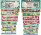 Lot von 9 Banknoten 1979 - 2002 
Banknoten, Afghanistan, Lots und Sammlungen. 10, 20, 50, 2 x 100, 500, 1000, 10000 Afghanis 1979-1993 (P:55,56,57,58...