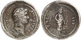 RÖMISCHE MÜNZEN. RÖMISCHE KAISERZEIT. Hadrianus, 117 - 138. 
Cistophor, unbekannte Mzst. C in Kleinasien. Rev. Stehender Asklepios n. rechts mit Schl...