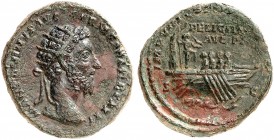 RÖMISCHE MÜNZEN. RÖMISCHE KAISERZEIT. Marcus Aurelius Augustus, 161 - 180. 
Dupondius. Rev. Schiff mit Neptunus und vier Ruderer, aber fünf Ruder.
R...