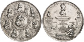 Leopold I., 1657-1705. 
Silbermedaille 1690 (von P. H. Müller, 47,9 mm), auf die Krönung seines Sohnes Joseph zum römischen König in Augsburg. Brustb...
