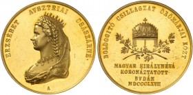 Franz Joseph I., 1848-1916. 
Goldmedaille zu 15 Dukaten 1867, Wien (von J. Tautenhayn u. F. Gaul, 48,6 mm, 52,2 g), auf den gleichen Anlaß wie vorher...