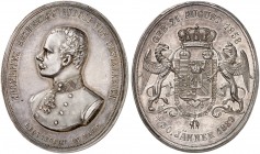Franz Joseph I., 1848-1916. 
Ovale Silbermedaille 1889 (von C; Radnitzky, 33,5 x 39,7 mm), auf den Tod des Kronprinzen Rudolf. Dessen Brustbild n. li...