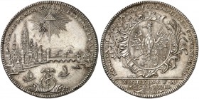 FRANKFURT. - Stadt. 
Konventionstaler 1772, Stadtansicht, mit Ruderer unter Brückenturm.
Dav. 2226, J. u. F. 877a ss - vz