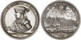 HALLE. - Stadt. 
Silbermedaille 1765 (von J. L. Oexlein, 45,1 mm), auf die 200-Jahrfeier des evangelischen Gymnasiums. Brustbild des Magdeburger Erzb...