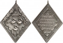 SCHÜTZENMEDAILLEN. Zwickau. 
Tragbare Silberklippe 1935 (unsigniert, 36,0 x 46,0 mm), auf das I. Sächsische Gauschießen. Swastika über Stadtwappen / ...