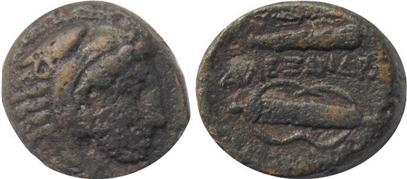 Kings of Macedonia - Alexander III 336-323 BC, AE 18mm
Heracles head right, Rev...