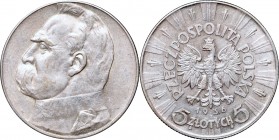 II Republic of Poland, 5 zlotych 1936, Pilsudski
II Rzeczpospolita, 5 złotych 1936, Piłsudski
 Ładny egzemplarz. Patyna, nalot. 

Grade: VF+ 
 Po...