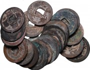 China, Lot of 23 cash coins
Chiny, Zestaw monet keszowych 23 egz
 Ładne egzemplarze. Patyna, nalot. 

Grade: VF