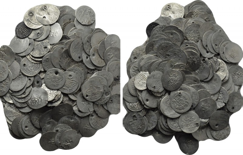 Circa 250 Ottoman Coins. 

Obv: .
Rev: .

. 

Condition: See picture.

...