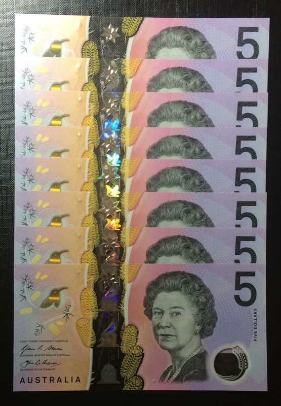 Australia, 5 Dollars, 2016, UNC,p62, (Total 8 consecutive banknotes)

Serial N...