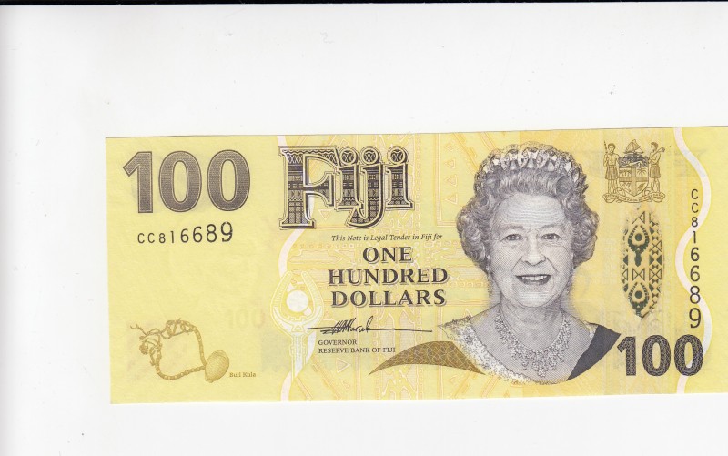 Fiji, 100 Dollars, 2007, UNC,p114a
Portrait of Queen Elizabeth II
Serial Numbe...