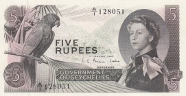 Seychelles, 5 Rupees, 1968, UNC,p14a

Serial Number: A/1 128051
Estimate: 250 - 500 USD