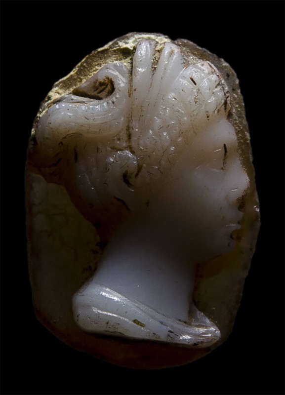 A roman two-layers agate cameo. Bust of emperess.
First quarter of the 2nd cent...