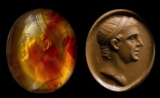A postclassical agate intaglio. Bust of a ruler. 
16th - 18th century
12 x 14 x 2,5 mm

The male character is facing left, wearing a tenia on top ...