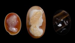 A fine lot of 3 postclassical agate cameos and intaglio. Female busts.
18th - 19th century 
12 x 16 x 3 mm
14 x 23 x 8 mm
13 x 18 x 3 mm

The su...