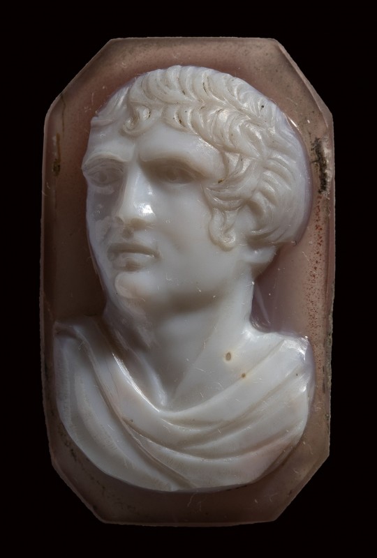 A neoclassical agate cameo. Bust of Cicero. 
End of 18th century - Beginning of...