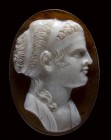 A neoclassical agate cameo. Female bust. 
19th century
23 x 32 x 6 mm

The young girl is facing right, with the draped bust turned in three-quarte...