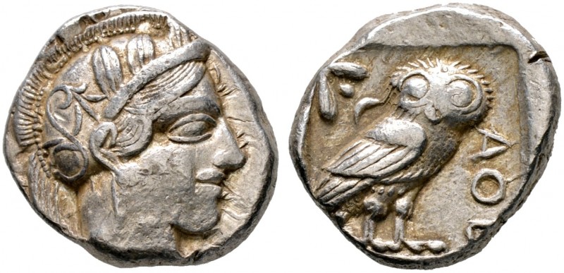 Attika. Athen 
Tetradrachme 449-415 v. Chr. Athenakopf im attischen Helm nach r...
