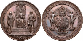 Großbritannien. Victoria 1837-1901 
Große Bronzemedaille 1897 von G. Kenning, auf das 60-jährige Regierungsjubiläum der Königin - gewidmet von der Ve...