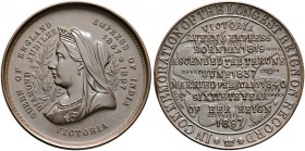 Großbritannien. Victoria 1837-1901 
Bronzierte Bleimedaille 1897 unsigniert, auf das 60-jährige Regierungsjubiläum. Gekröntes Brustbild mit Schleier ...