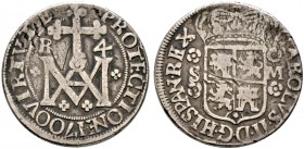 Spanien. Carl II. 1665-1700 
4 Reales 1700 -Sevilla-. Gekrönter Wappenschild zwischen S-M und Rosetten / Verschlungene Initiale "MA", darüber Kreuz z...