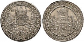 Salzburg, Erzbistum. Paris Graf von Lodron 1619-1653 
1/2 Taler 1628. Auf die Domweihe. Zöttl 1438, Probszt 1167.
feine Patina, sehr schön-vorzüglic...