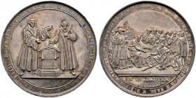 Sachsen-Albertinische Linie. Anton 1827-1836 
Silbermedaille 1830 von Chr. Pfeuffer, auf das Konfessionsjubiläum. Luther und Melanchthon stehend, daz...