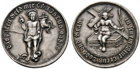 Schlesien. 
Silberne Patenmedaille o.J. (wohl um 1700) unsigniert. Christus mit Kreuzbanner und segnender Rechten von vorn stehend. DAS PATENGELD MIR...
