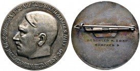 Drittes Reich. 
Tragbare, versilberte Bronzemedaille 1939 mit Signatur RK(?), auf die 2. Großwasserfahrt der West­fälischen Marine-HJ. Büste Hitlers ...