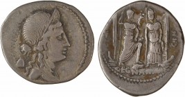 Egnatia, denier, Rome, 75 av. J.-C.
A/MAXSVMVS
Buste diadémé et drapé de Libertas à droite ; derrière, le bonnet de la liberté
R/C EGN(AT)IVS CN/ C...