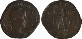 Gordien III, sesterce, Rome, 240
A/IMP GORDIANVS PIVS FEL AVG
Buste lauré à droite, drapé et cuirassé, vu de trois quarts en arrière
R/PAX AETERNA/...
